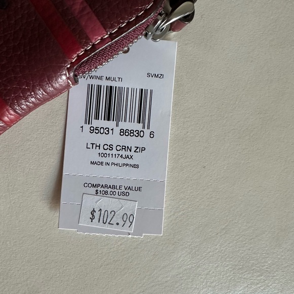 Coach Maroon Wristlet. NWT - Picture 5 of 6